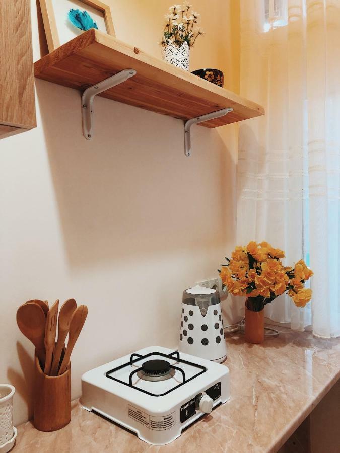 Tamaras Apartment Tbilisi Buitenkant foto